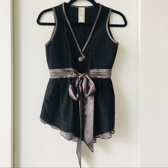 SALE 🍭C. Luce - Charming Bow & Lace Vest. Dress it up in a flash! - Picture 5 of 13